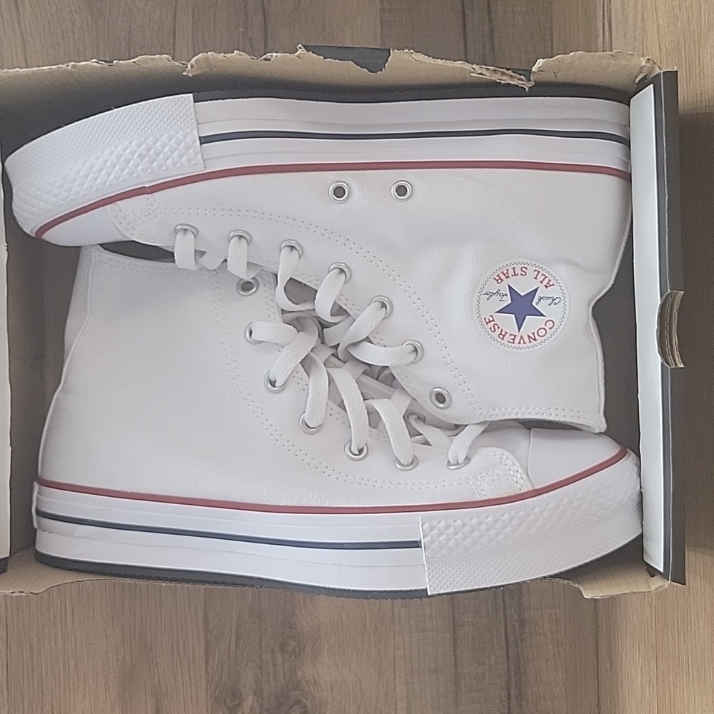 Converse White Sneakers with Blue Star Logo - Picture 13 of 13